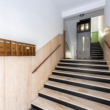 Joivy Cosy Flat With Parking In Кьявари Экстерьер фото